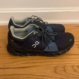 On Cloud Running Women’s Cloud stratus